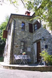 Zimmer - Fewo Agriturismo in Hugellage in der Toskana Lunigiana nahe Cinque T